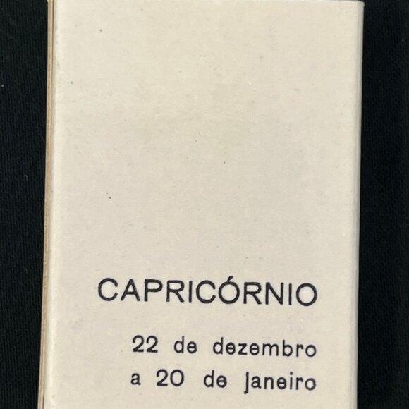 Capricorn Vintage Matchbox - Picture 2 of 5